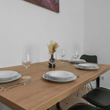 شقة Domloge Lofts & *
