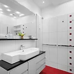 Domloge Lofts & كولونيا