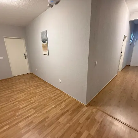 Deluxe 5 Xxl-ivy Apartment *
