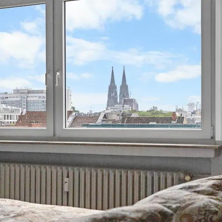 Domloge Lofts & Lägenhet Köln