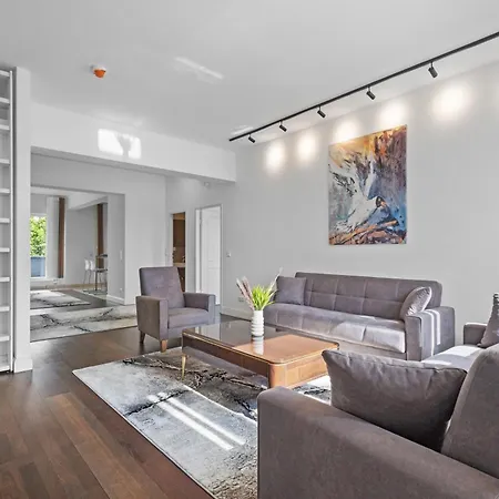 Domloge Lofts & *