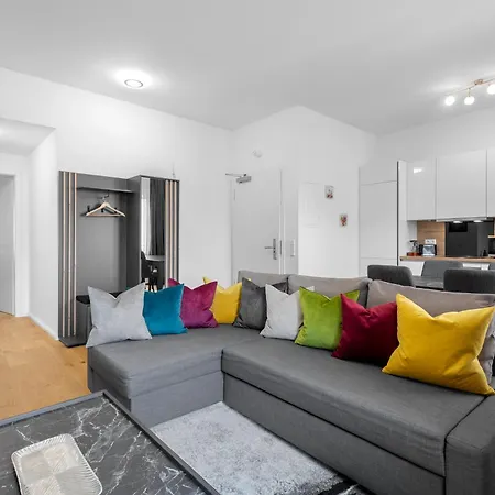 Domloge Lofts & Apartment