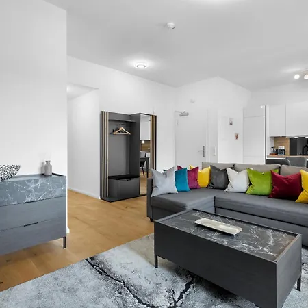 Domloge Lofts & *