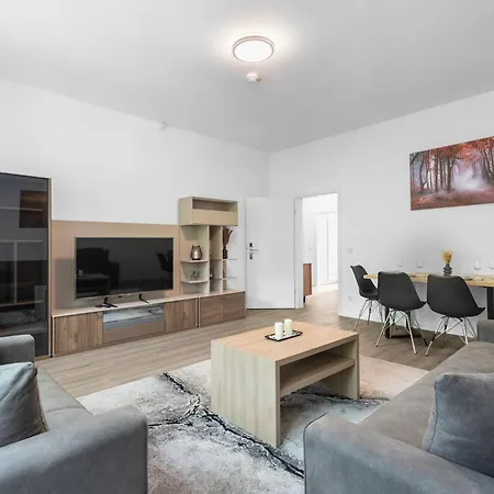 Domloge Lofts & *