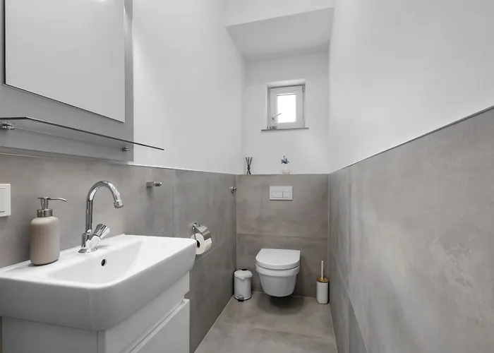 Apartment Domloge Lofts & Cologne